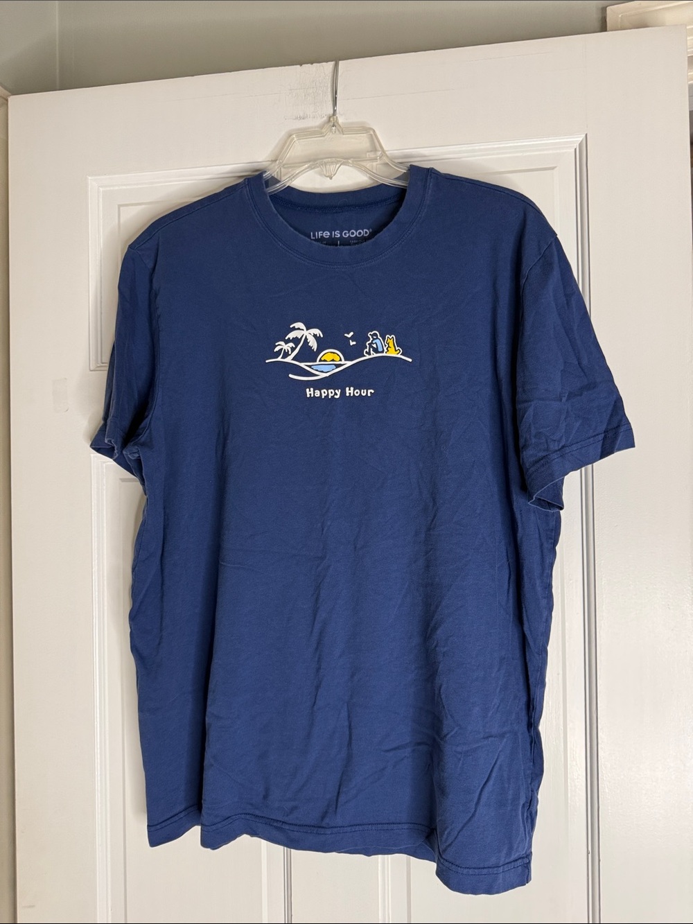 Life Is Good Navy Short Sleeve 'Happy Hour' Graphic Tee. Large
